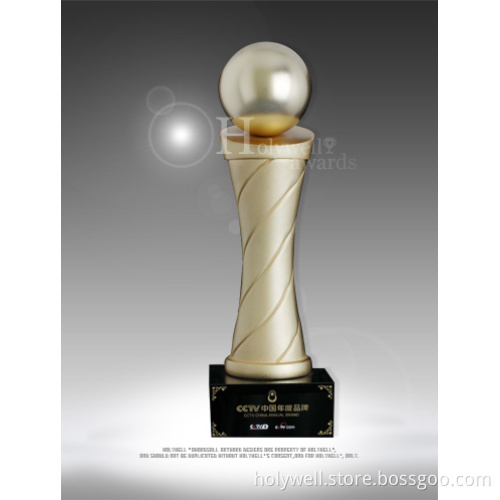 Glossy Metal Everest Award with Eyecatching Look for Ceremony Use